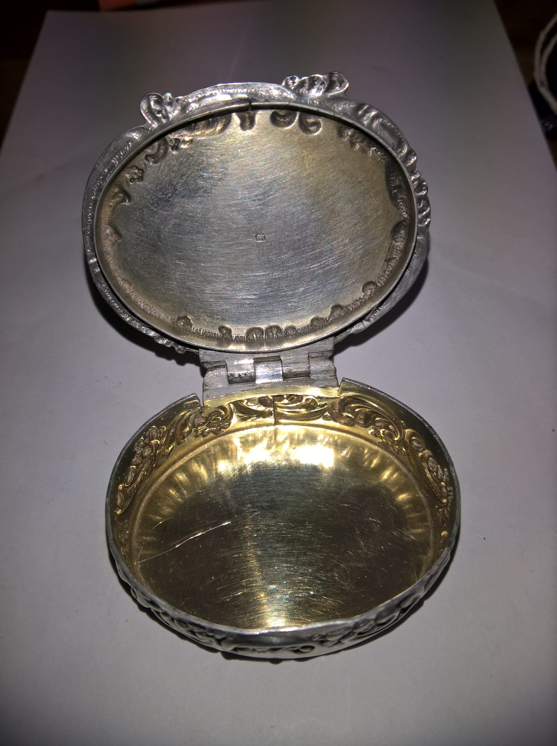 silver pill box - Image 4