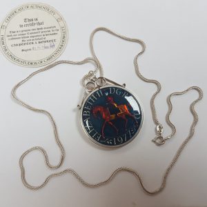 Sterling Silver Coinamell necklace Silver Jubilee 1977